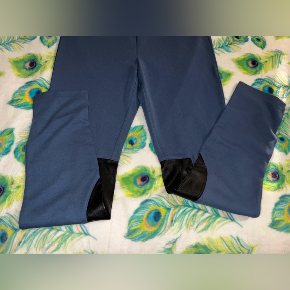 Victoria Secret‎ pants - Picture 2 of 3